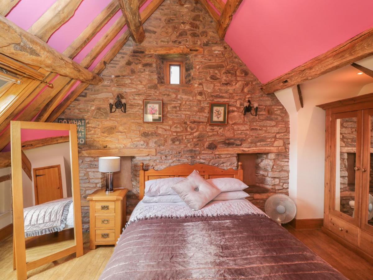 Pentre Barn Abergavenny